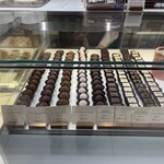 ザ・ペニンシュラ ブティック&カフェ 新丸ビル店 - 