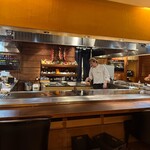 鉄板二百℃ 西新宿店 - 