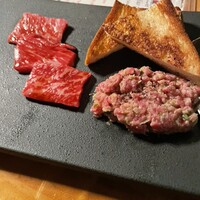 カルネジーオ イースト - 