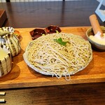 石臼挽き 純手打そば​ はなび野 - 