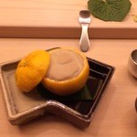 名物の鱈白子の柚釜