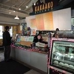 Kaka'ako Kitchen - ファーストフードのような店内。