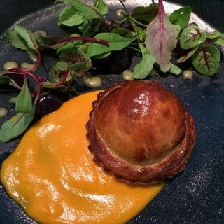 ラ・ボンヌターブル