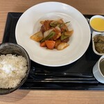 CHINESE DINING 瑞 - 【糖醋肉塊】週替わりランチ定食