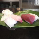 延喜寿し - 盛り合わせずし（鯛、ハマチ、トロ、イカ）