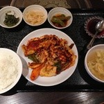 ヘルシー韓友家 - イカ炒めランチ９００円