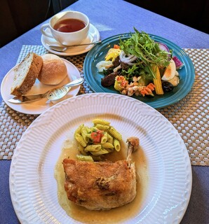 Bistro Jun - Lunch – Shinshu Bone-in Chicken Thigh Confit Set