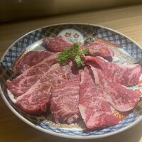 炭火焼肉寅二郎 - 