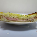 アミール - クロックムッシュの断面