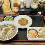 ベトナム料理 ファミリーフーズ - 