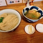 麺屋 でこぼこ - 