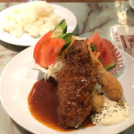 トロント - ハンバーグとエビフライ