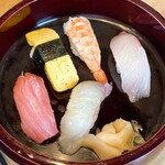 鮨割烹 海宮 - わだつみ寿司御膳には握りが５貫つく