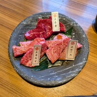 神戸牛焼肉 石田屋。Hanareの上 - 