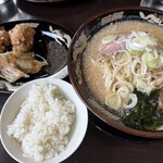 北海道らーめん みそ熊 - 料理写真:
