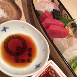 くろぎ - お造り：鯛・すずき・マグロ