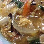 中華園 - 2014.8.25(月)12時10分　中華丼600円ポッキリ　ただ提供されるまで半時間かかりました。