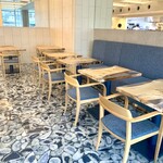 Farm to Me Restaurant - 店内(ナチュラル)