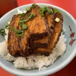 ドライブイン 一幸舎 - 肉盛ごはん