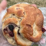 下田流 - ベリークリームチーズベーグル　　上から