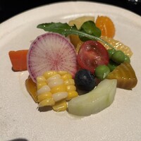 ラ・ボンヌターブル - 