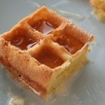 miele - ワッフルにはちみつ