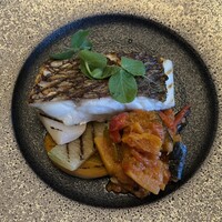 グリロジー バー＆グリル - 