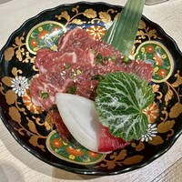 牛刺しと焼肉 仔虎 クリスロード店 - 赤身ハラミ