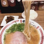博多ラーメン専門店 幸ちゃんラーメン - 