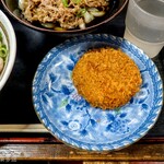 ヨコクラうどん - メンチカツ