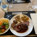 フォルク キッチン オールデイダイニング  - 