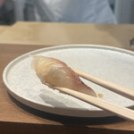 寿司海路 日本橋店 - 真鯛の昆布締め