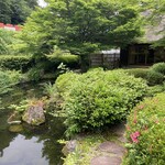 茶茗館 - 水琴窟の音に癒された日本庭園。
