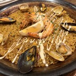 エル ブエイ - 魚介のパエリア