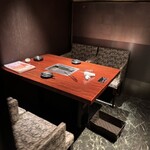 焔立つ肉寿司と牛タンタワー 肉処 双葉 三宮 - 