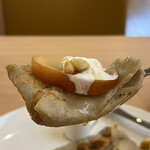 cafe LEAFⅡ - グルテンフリーそば粉と焼きリンゴのスイーツガレット