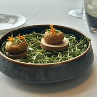 ワインラウンジ＆レストラン セパージュ 名古屋店 - Petit Sale
                シューサレ　アスパラ　ラクレット　サクサクして美味♡
