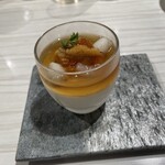 俺のフレンチ 梅田 - 海老、ホタテ、ウニ、イクラとオマールのコンソメジュレ