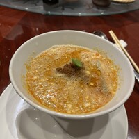 個室中華 頤和園 溜池山王店 - 