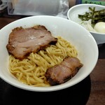 麺や 青雲志 - 限定　特製カキ正油まぜそば 超　(混ぜた後)