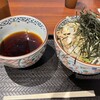 なぜ蕎麦にラー油を入れるのか。 西武新宿店