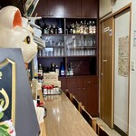 食事処 かずき - 一番奥にレジ