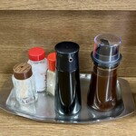 食事処 かずき - カスターセット