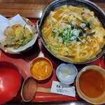甲州ほうとう 完熟屋 - 鶏肉ほうとう、天ぷらセット