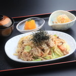 北の魚づくし - 焼きうどん定食