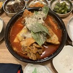 韓国家庭料理　コマ  - カムジャタン