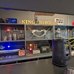 煮干しラーメン キングニボラ - 雰囲気ある店内