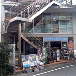 中華美食 トミーズキッチン - お店は2階