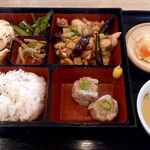 中華美食 トミーズキッチン - 中華弁当　おかずを選べる