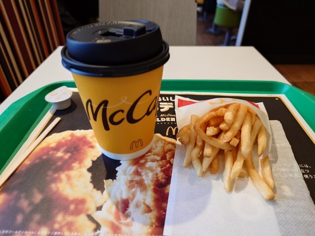 McDonald's Higashi Shinjuku Eki Mae Ten photo 2